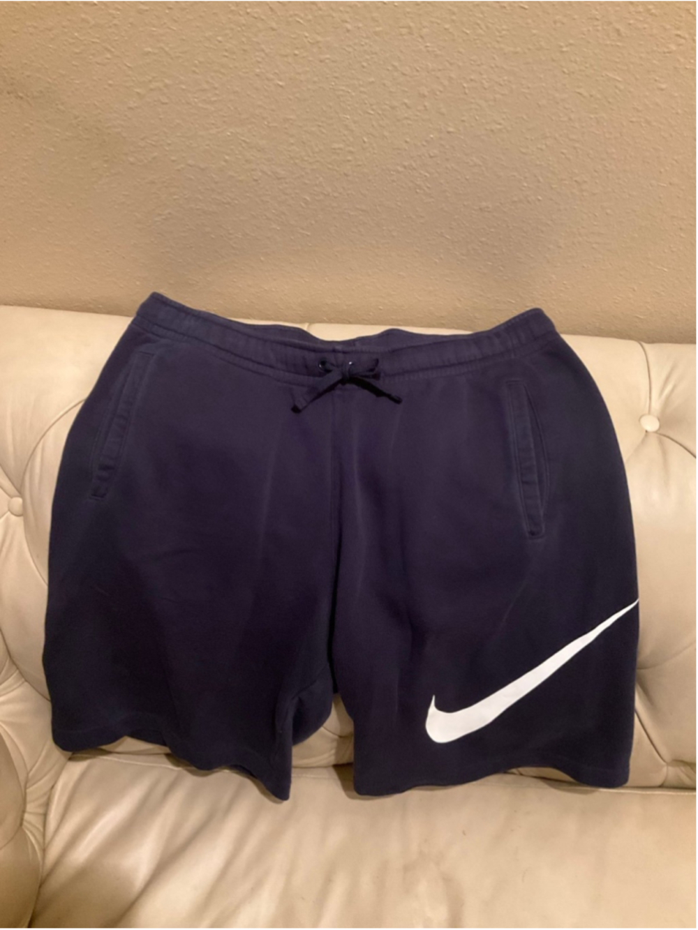 Nike Athleisure Navy Sweat Shorts Large Swoosh Logo Men’s Large